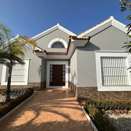 Homestay Chalet Californiano Con Piscina