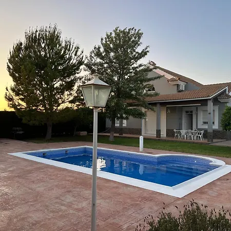 Homestay Chalet Californiano Con Piscina