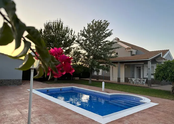 Δωμάτια σε οικογενειακή κατοικία Californiano Con Piscina Σεβίλλη